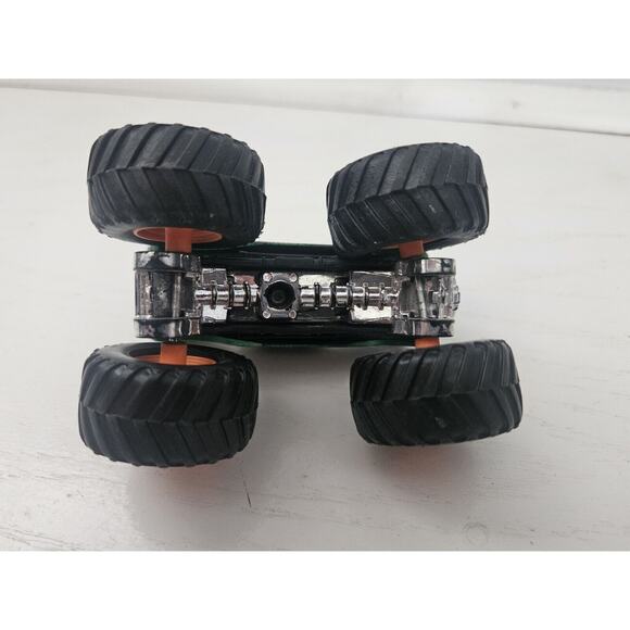 Hot Wheels Monster Jam Truck Green Dragon Toy Car 1:64 Scale - Picture 8 of 8